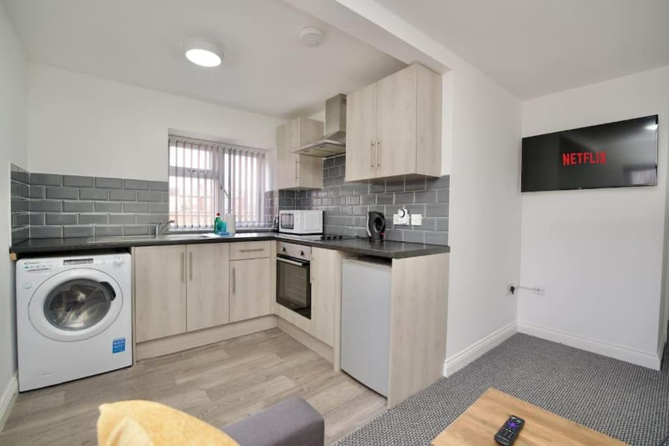 Kitchen or kitchenette, minibar, pet friendly, stove, toaster, washing machine