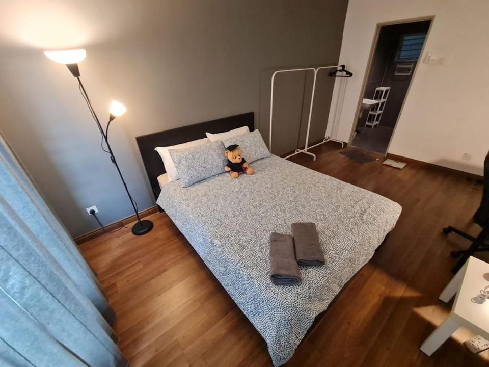 1 min Next to LRT CHERAS 68 with Shared Area Vacation rental in Federal Territory of Kuala Lumpur