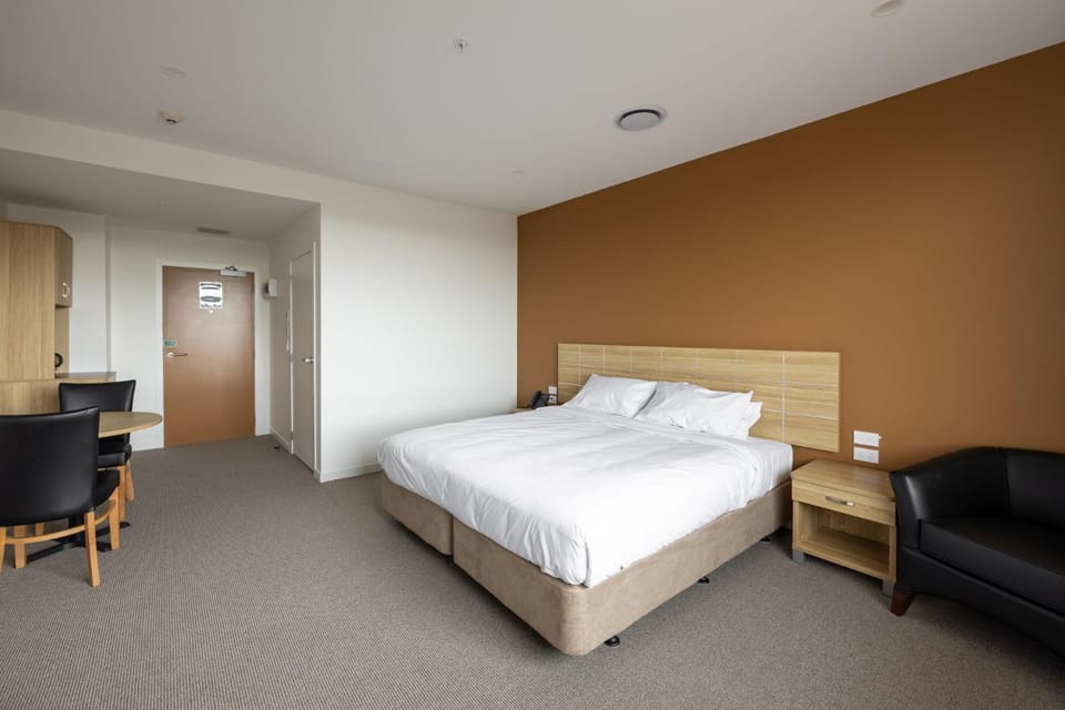 Bed, Photo of the whole room, Bedroom, hair dresser