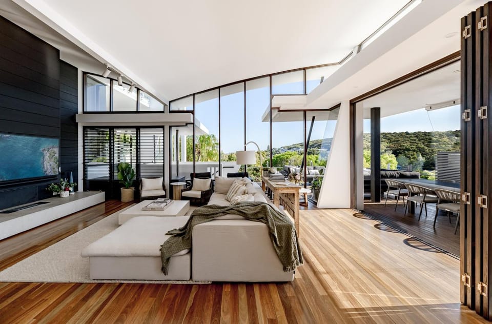 Luxury & Breathtaking Views for Families House in Noosa Heads