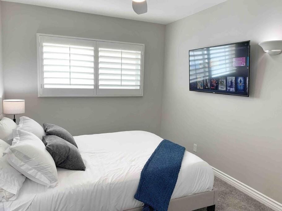Encinitas Gem - Walk to Downtown & Beaches, Hot Tub House in Encinitas