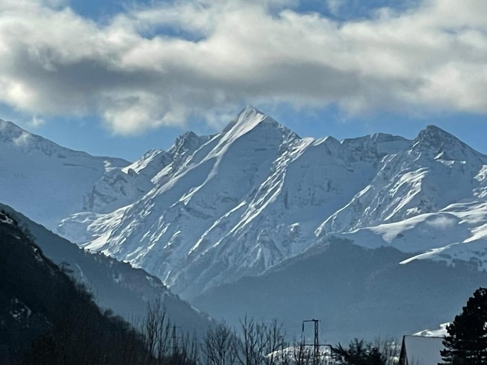 Natural landscape, Balcony/Terrace, Mountain view