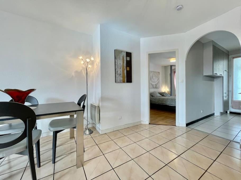 Duplex 70m2 - Vue Cité Mediévale - Parking gratuit Apartment in Carcassonne