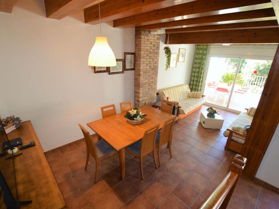Villa Isabel Lloret de mar House in Selva