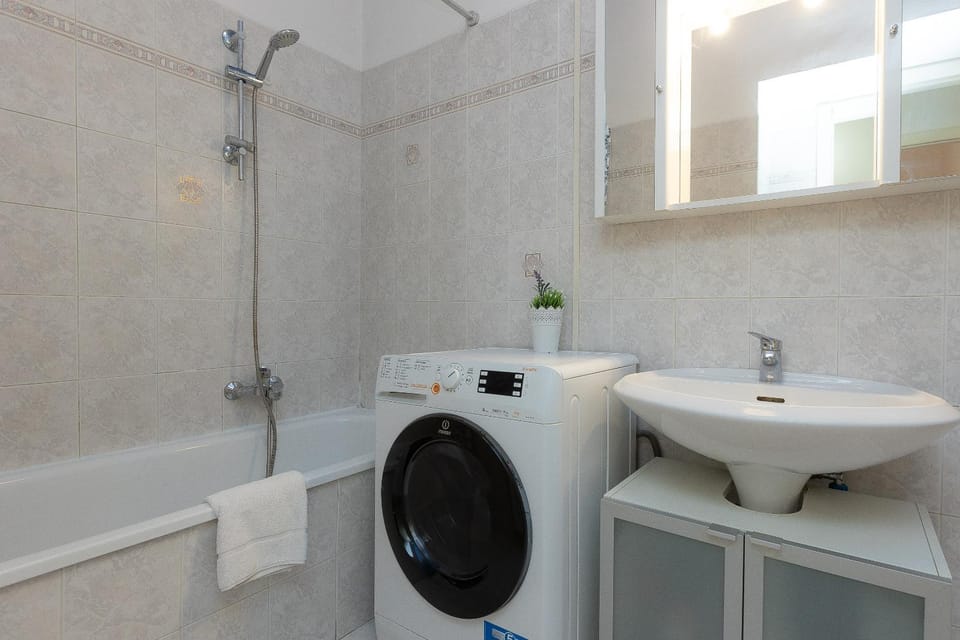 Shower, Bathroom, washing machine
