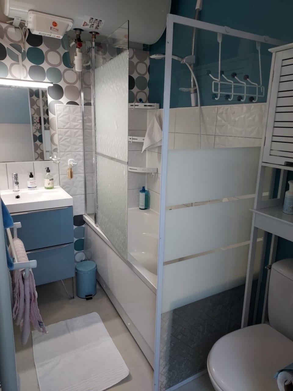 Toilet, Bathroom, Bath, towels