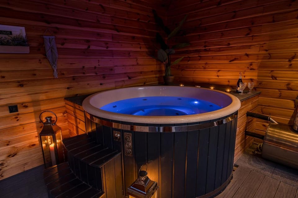 Natural landscape, Hot Tub, Bath