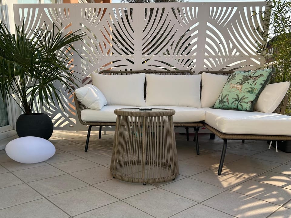 Balcony/Terrace, Balcony/Terrace