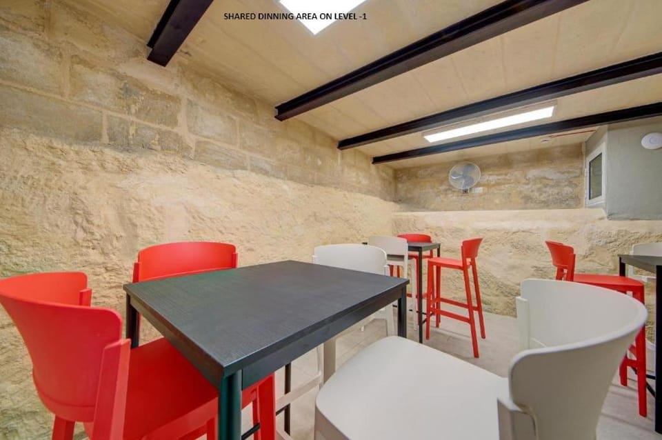 Kitchen or kitchenette, Dinner