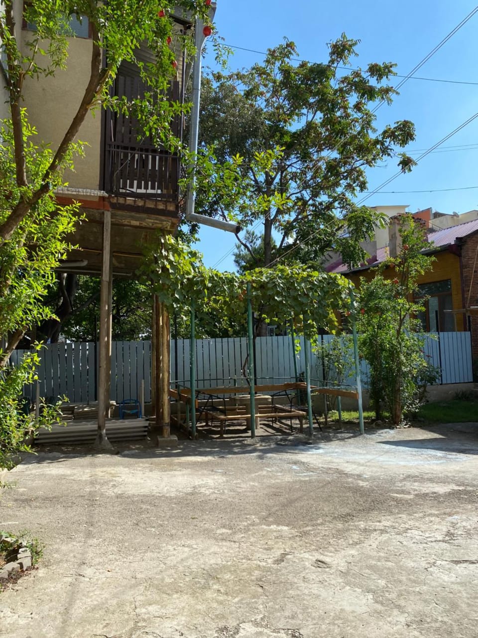 Property building, Spring