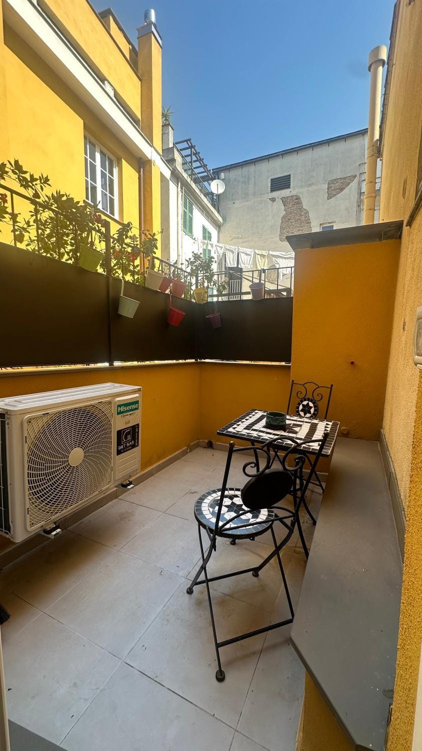 Centro Storico Caruggi 2min Acquario Pellicceria Superior Loft Palazzo Rolli Apartment in Genoa