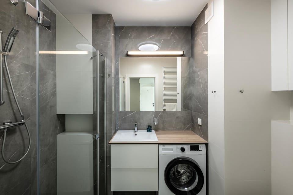 Shower, Bathroom, washing machine