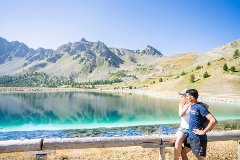 Nearby landmark, Day, Natural landscape, Activities