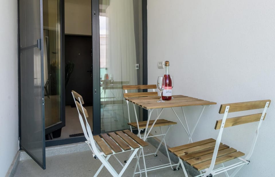 Balcony/Terrace, Seating area, Dining area