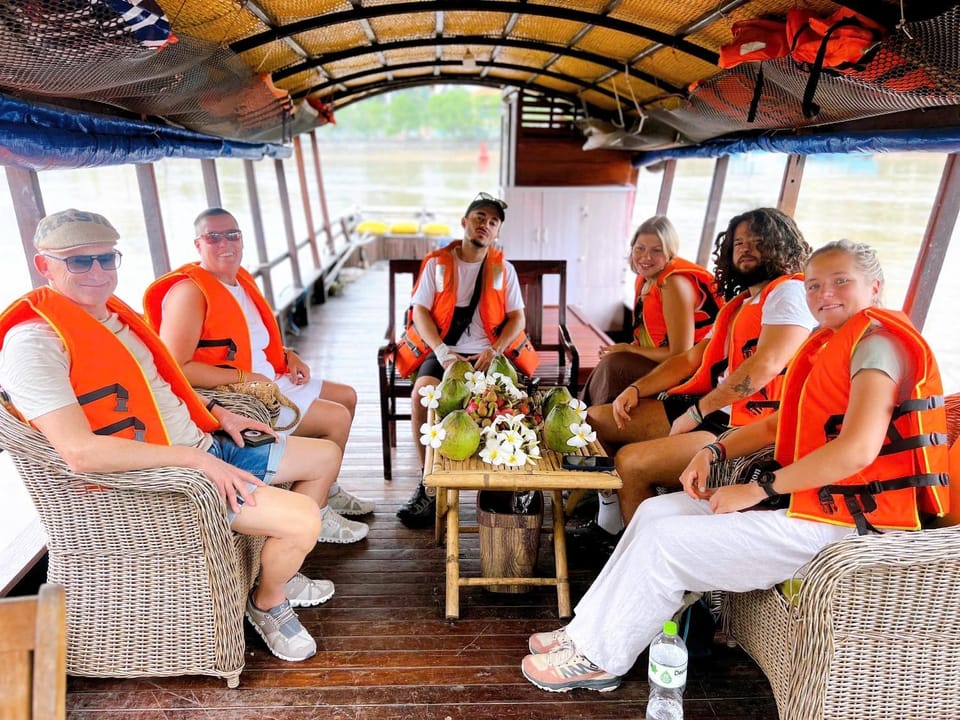 Hide Away Bungalows in Ben Tre City Inn in Cambodia