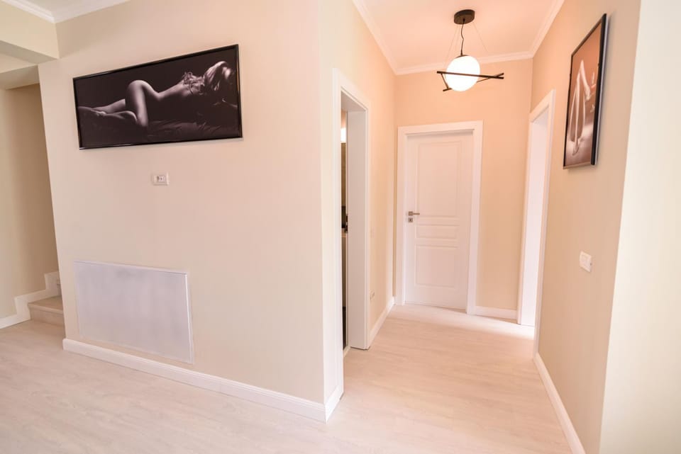 Bathroom, Bedroom