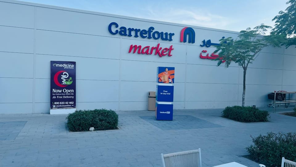 Supermarket/grocery shop