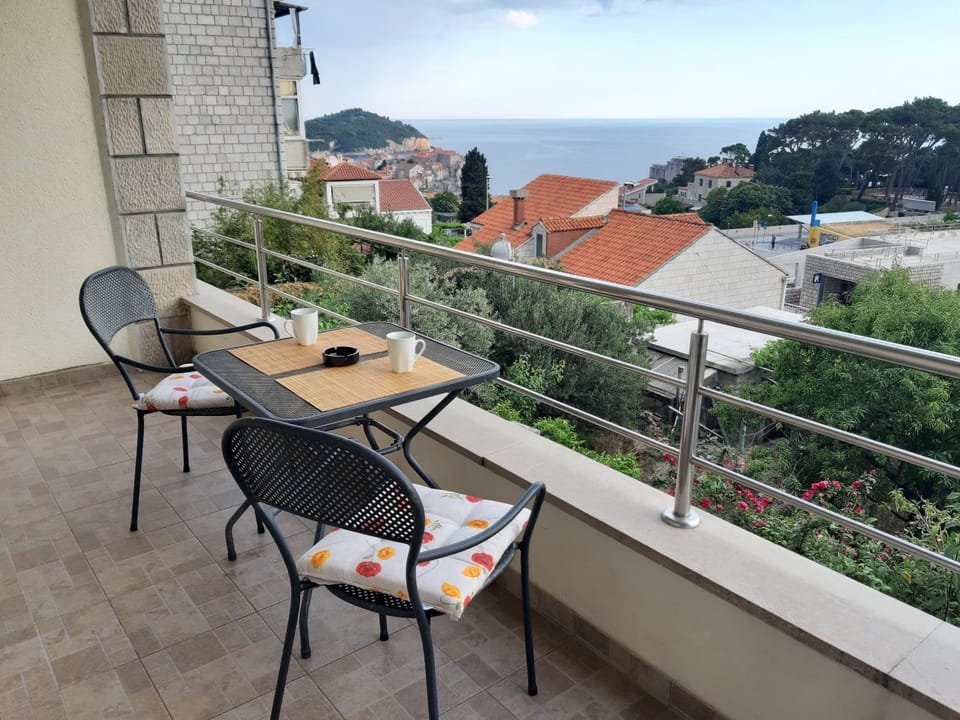 Balcony/Terrace, Balcony/Terrace