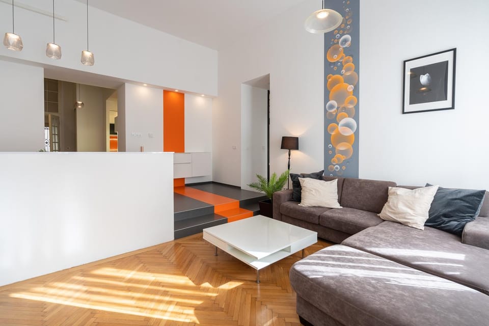 Living room, Seating area