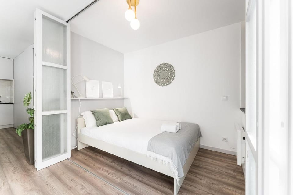 GuestReady - Grayscale Apartment in Porto