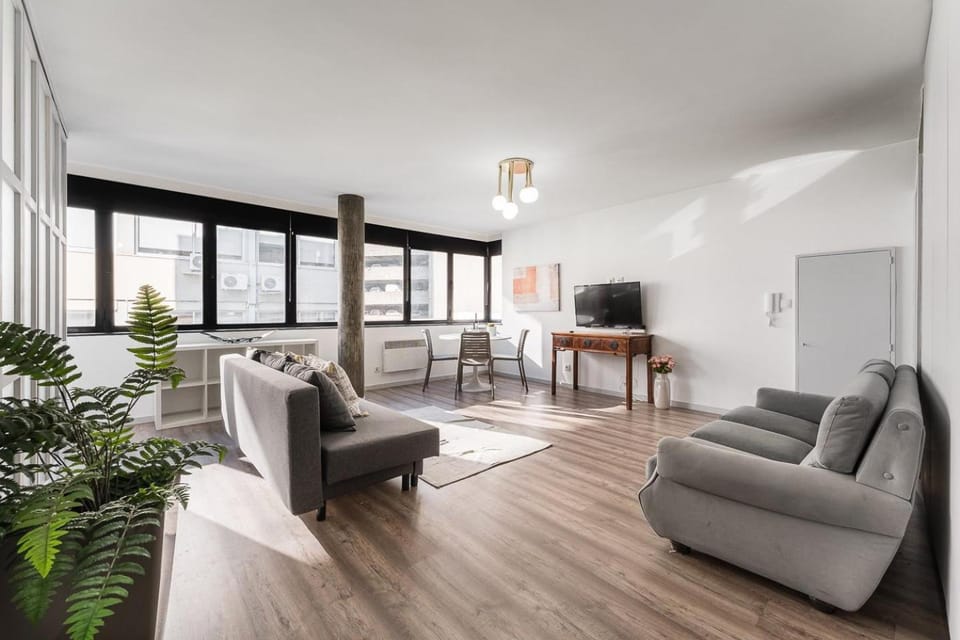 GuestReady - Grayscale Apartment in Porto