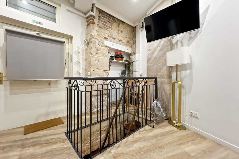 A unique duplex in the heart of Montorgueil Apartment in Paris