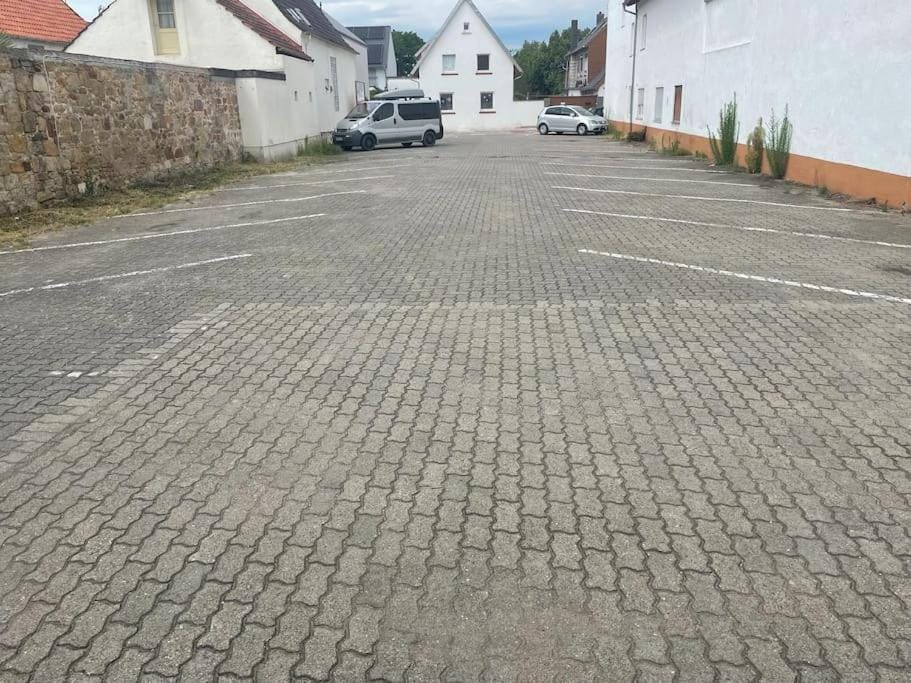 Monteursparadies 4 DZ, 2 Bäder, einfach gut Apartment in Rhineland-Palatinate