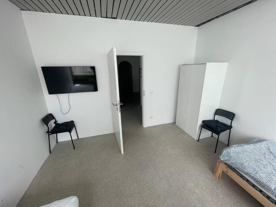 Monteursparadies 4 DZ, 2 Bäder, einfach gut Apartment in Rhineland-Palatinate
