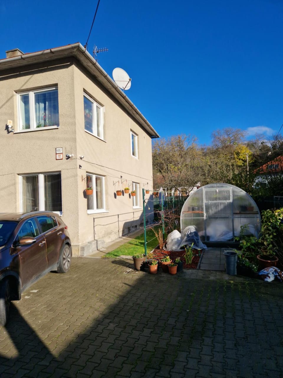 Property building, Garden view
