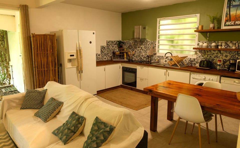 Ti Kay Ilets House in Les Trois-Îlets