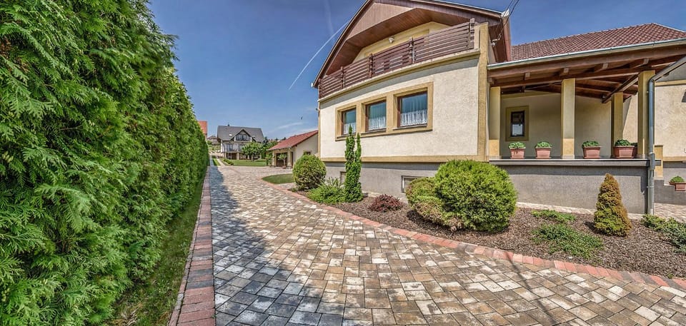Property building, Day
