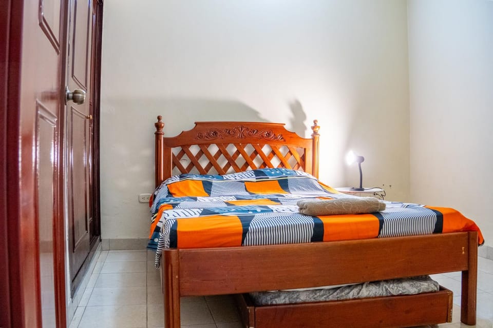Piazza Granada Bed and Breakfast in Cali