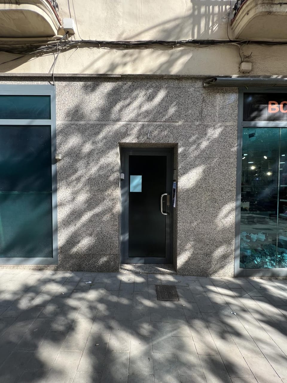 Facade/entrance