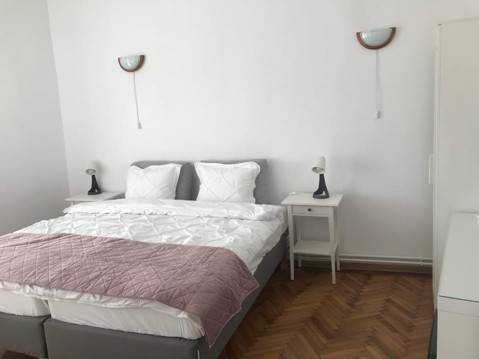 SONNENSCHEIN Apartment in Romania