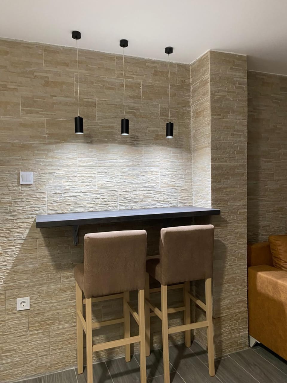 Seating area, Dining area