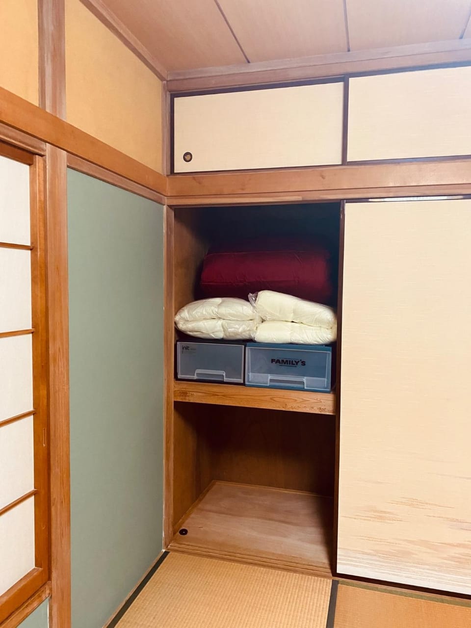 Oizumigakuen Villa - Vacation STAY 13830 Bed and Breakfast in Saitama Prefecture