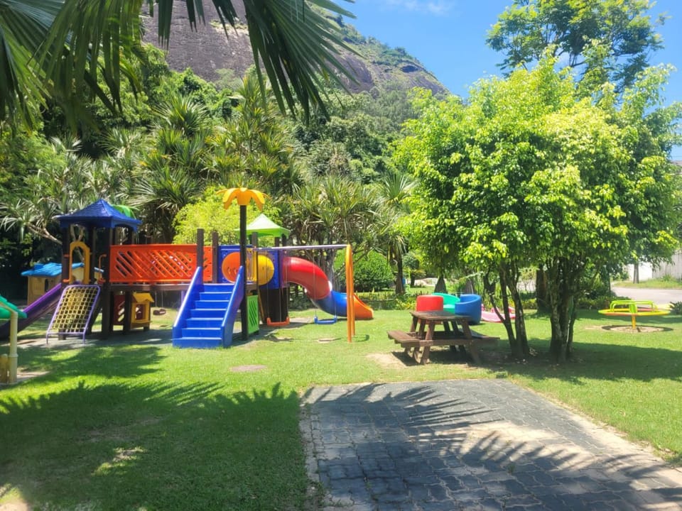 Linda casa no Rio de Janeiro (Itanhangá) House in Rio de Janeiro