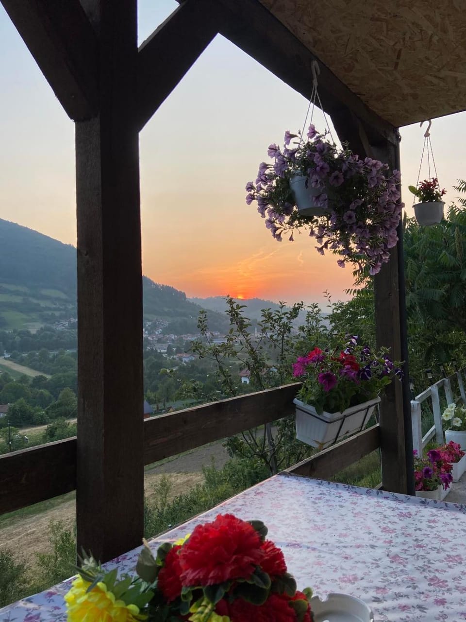 Natural House House in Federation of Bosnia and Herzegovina