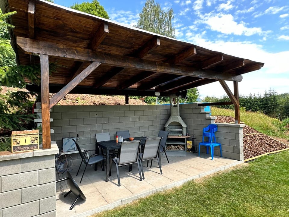 Spring, Day, BBQ facilities, Garden, Garden, Balcony/Terrace, Garden view