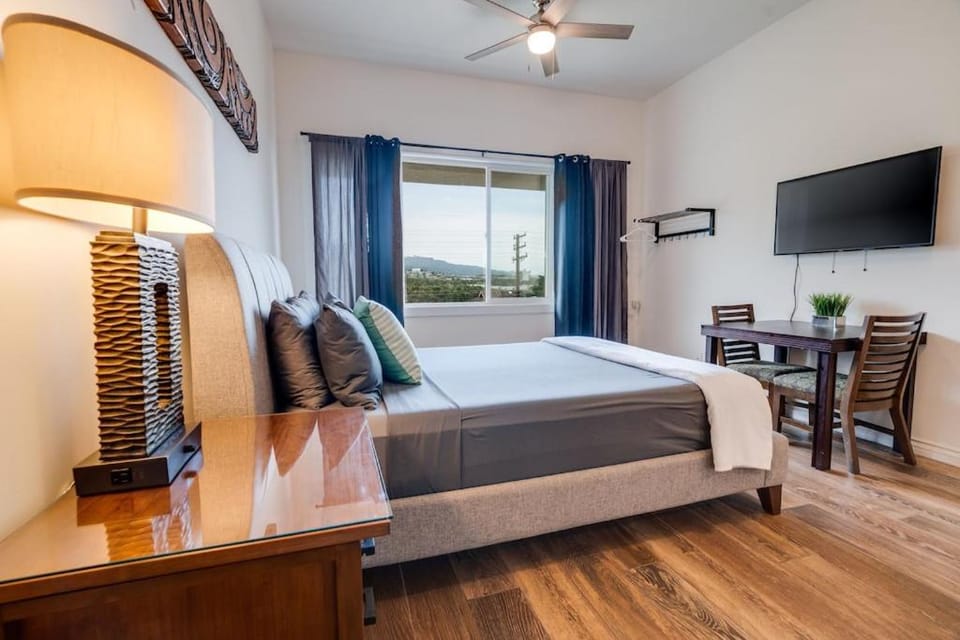 Unit 25 Waena Inn - Maui Private Suite Apartment in Wailuku