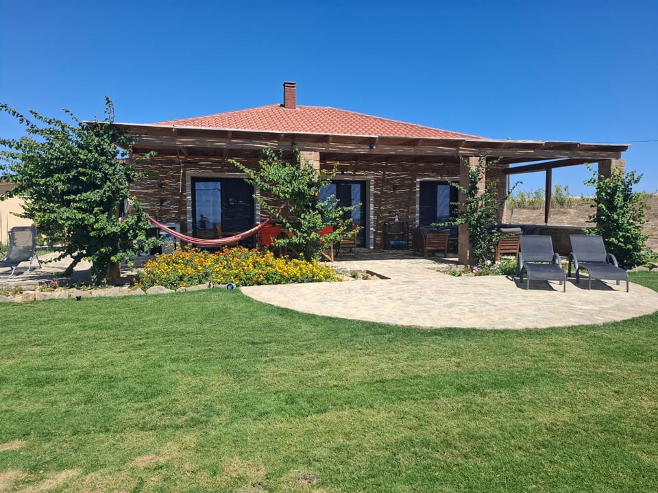 Property building, Garden