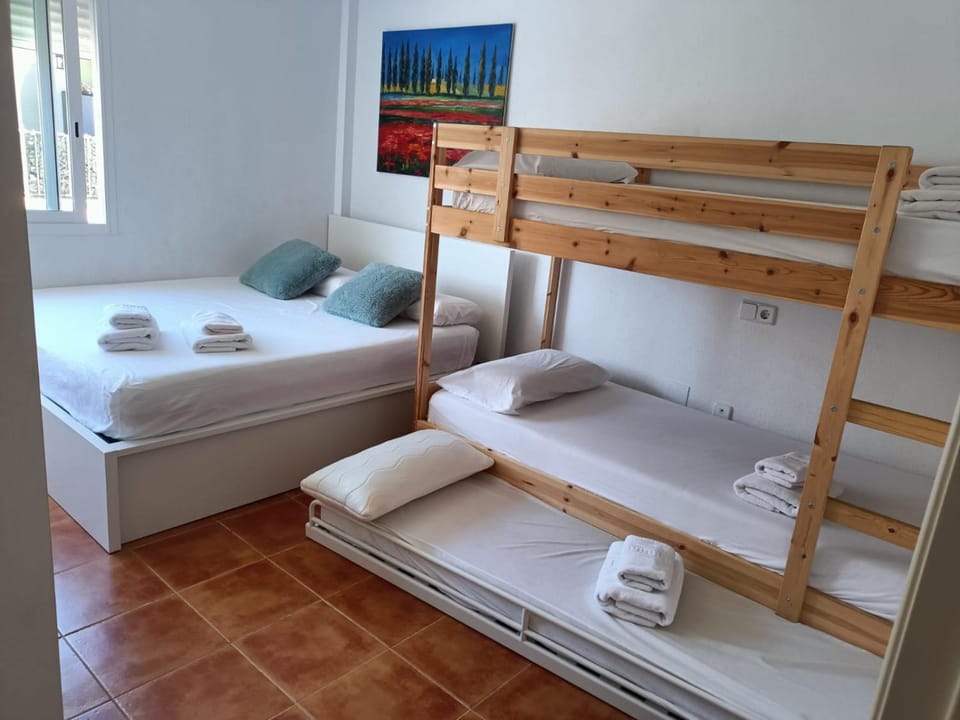 Precioso apartamento con piscina y garage Apartment in Andalusia