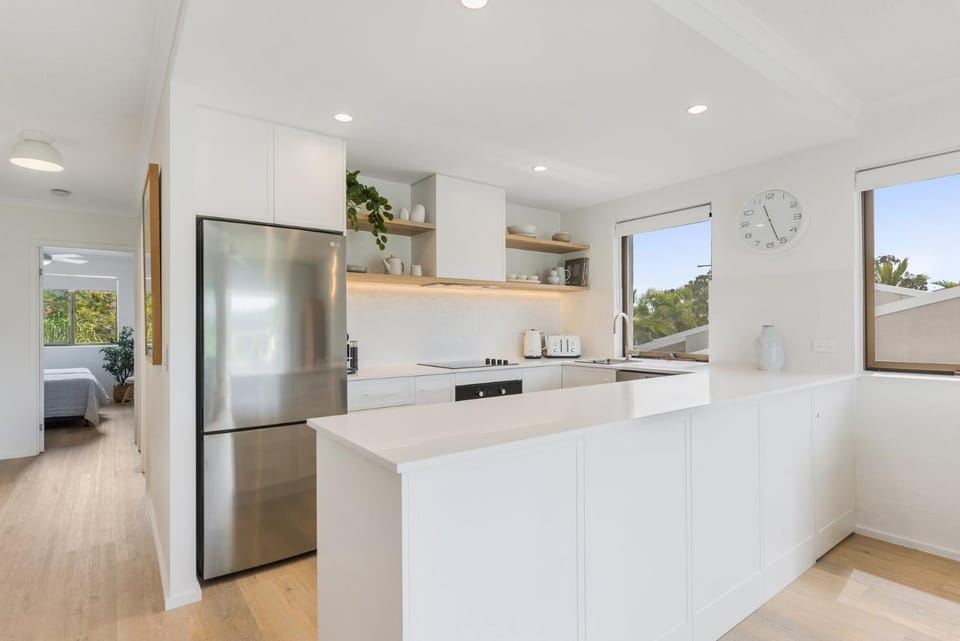 St Tropez 7, Stylish Apartment on the Noosa Waterfront, River Views Apartment in Noosa Heads