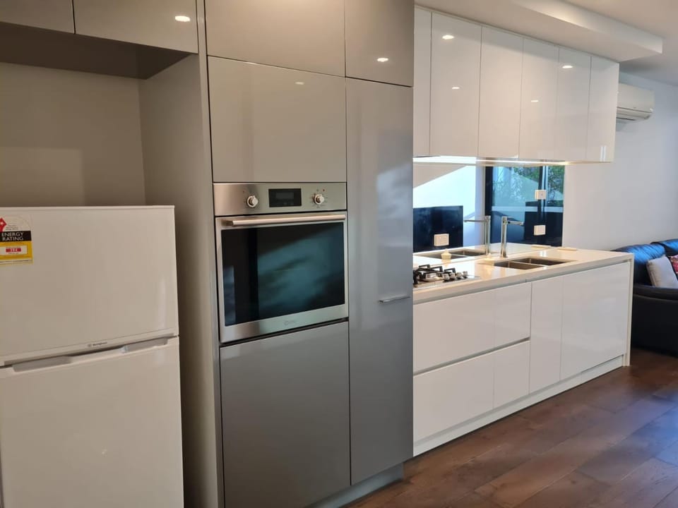 Kitchen or kitchenette, dishwasher, pet friendly, stove