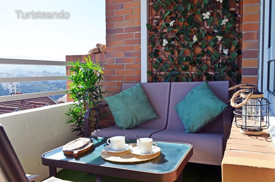 Natural landscape, View (from property/room), Balcony/Terrace, Seating area