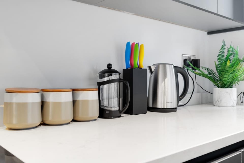 Coffee/tea facilities, Kitchen or kitchenette