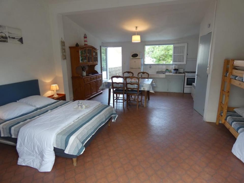 Studio spacieux proche plage pour 4 pers., animaux admis - FR-1-540-178 House in Notre-Dame-de-Monts
