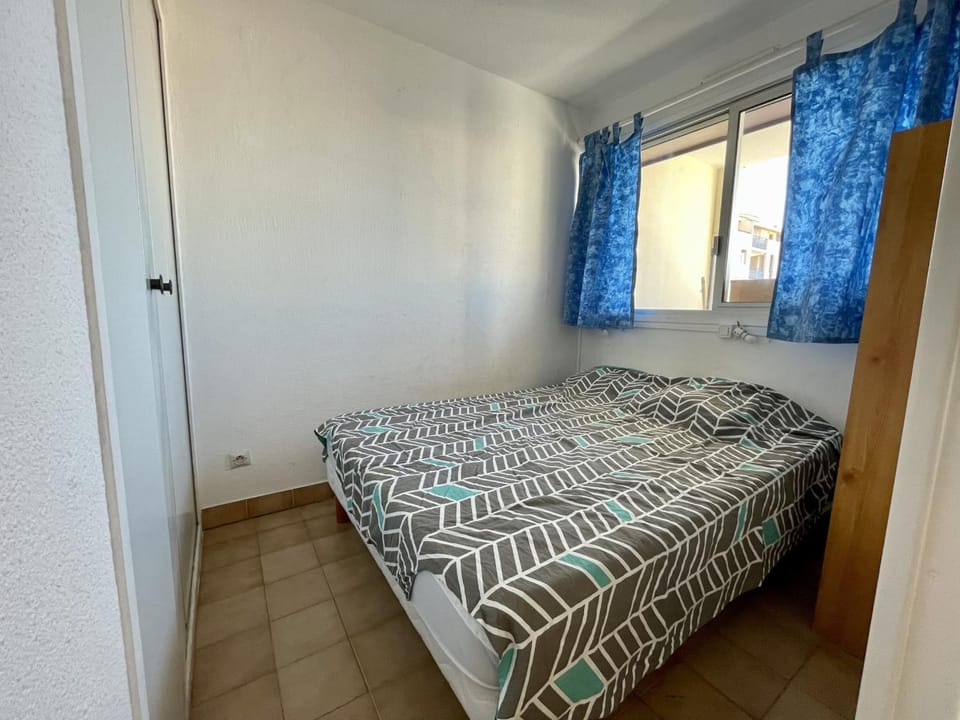 2 pièces cabine proche des plages, parking, clim - FR-1-338-487 Cabin in Occitanie