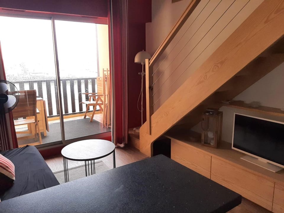 Duplex cosy avec piscine et parking à Capbreton - FR-1-239-870 Apartment in Hossegor