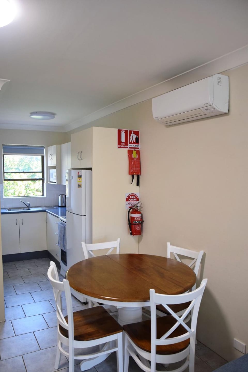 Dunbar Court Unit 8 - Bring your own linen Apartment in South West Rocks